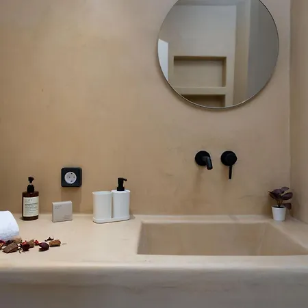 White Orchid Boutique