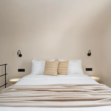 White Orchid Boutique