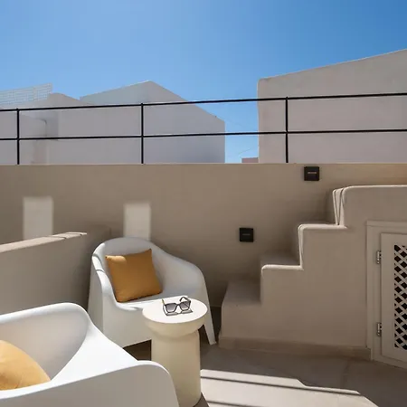 Lägenhetshotell White Orchid Boutique 5*