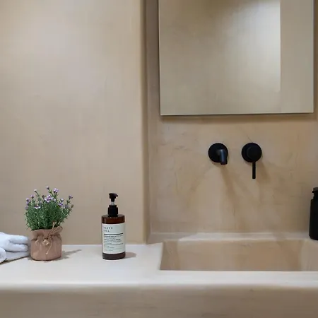 Lägenhetshotell White Orchid Boutique 5*
