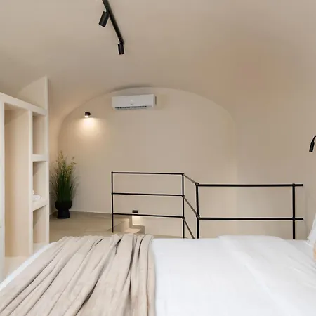 White Orchid Boutique 5*