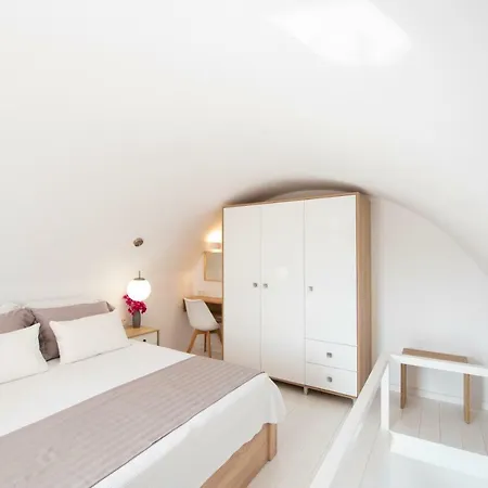White Orchid Boutique 5*