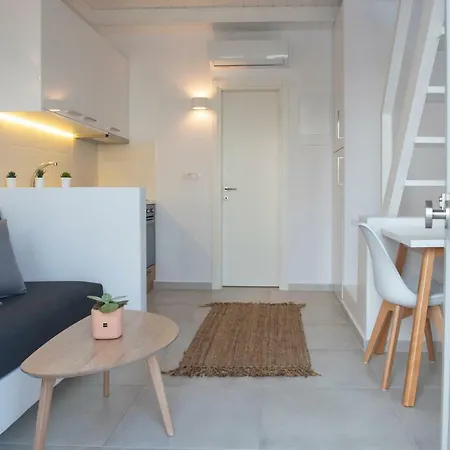 Aparthotel White Orchid Boutique 5*