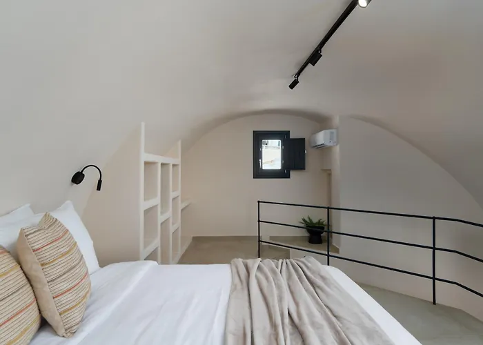 White Orchid Boutique 4*