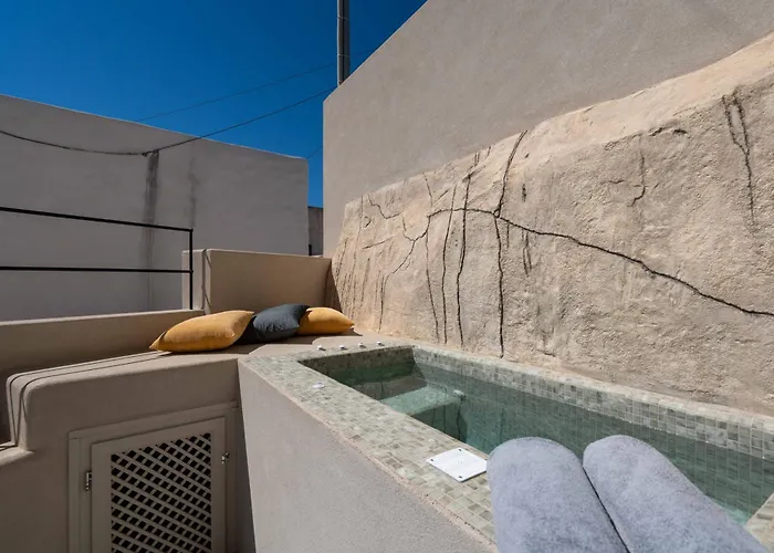 White Orchid Boutique شقة فندقية ميساريا