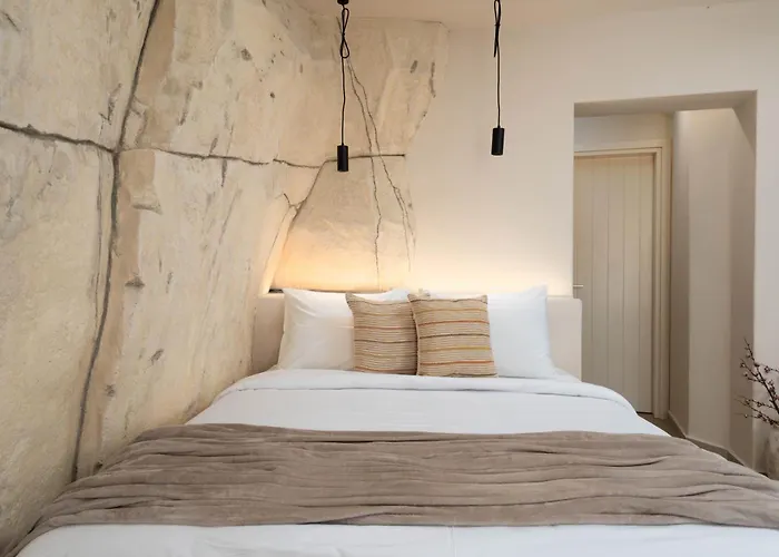 White Orchid Boutique ميساريا