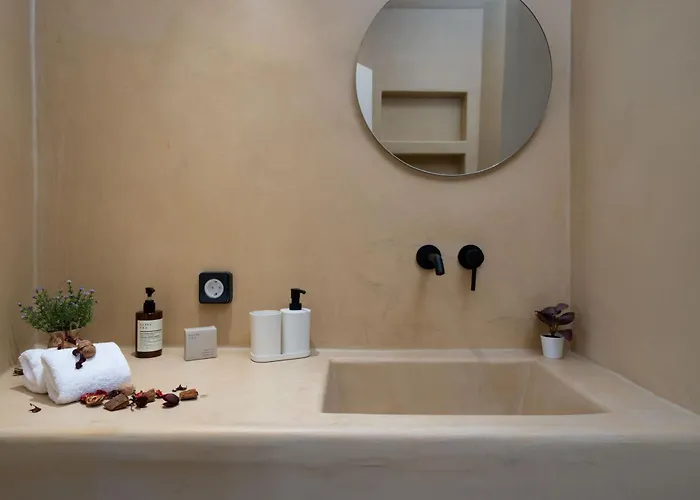 White Orchid Boutique