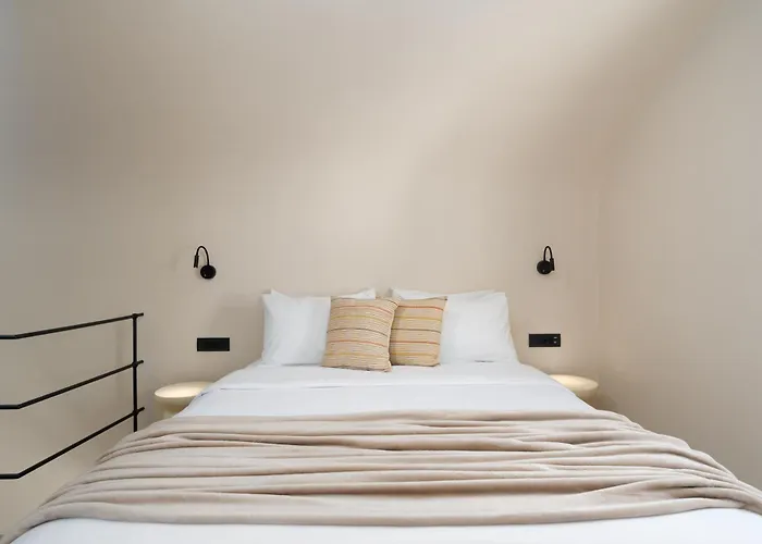 White Orchid Boutique