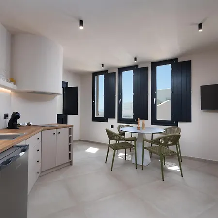 White Orchid Boutique